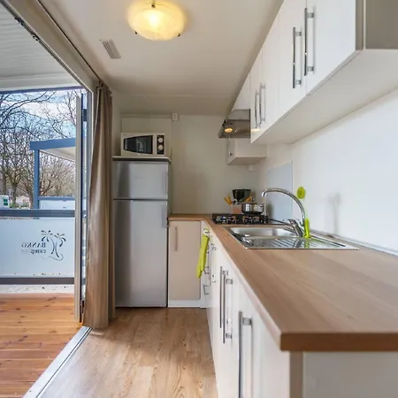 בית נופש Banko Camping-1 By Interhome פורץ