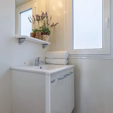 בית נופש Banko Camping-1 By Interhome פורץ