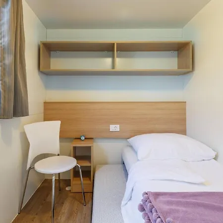 בית נופש Banko Camping-1 By Interhome פורץ